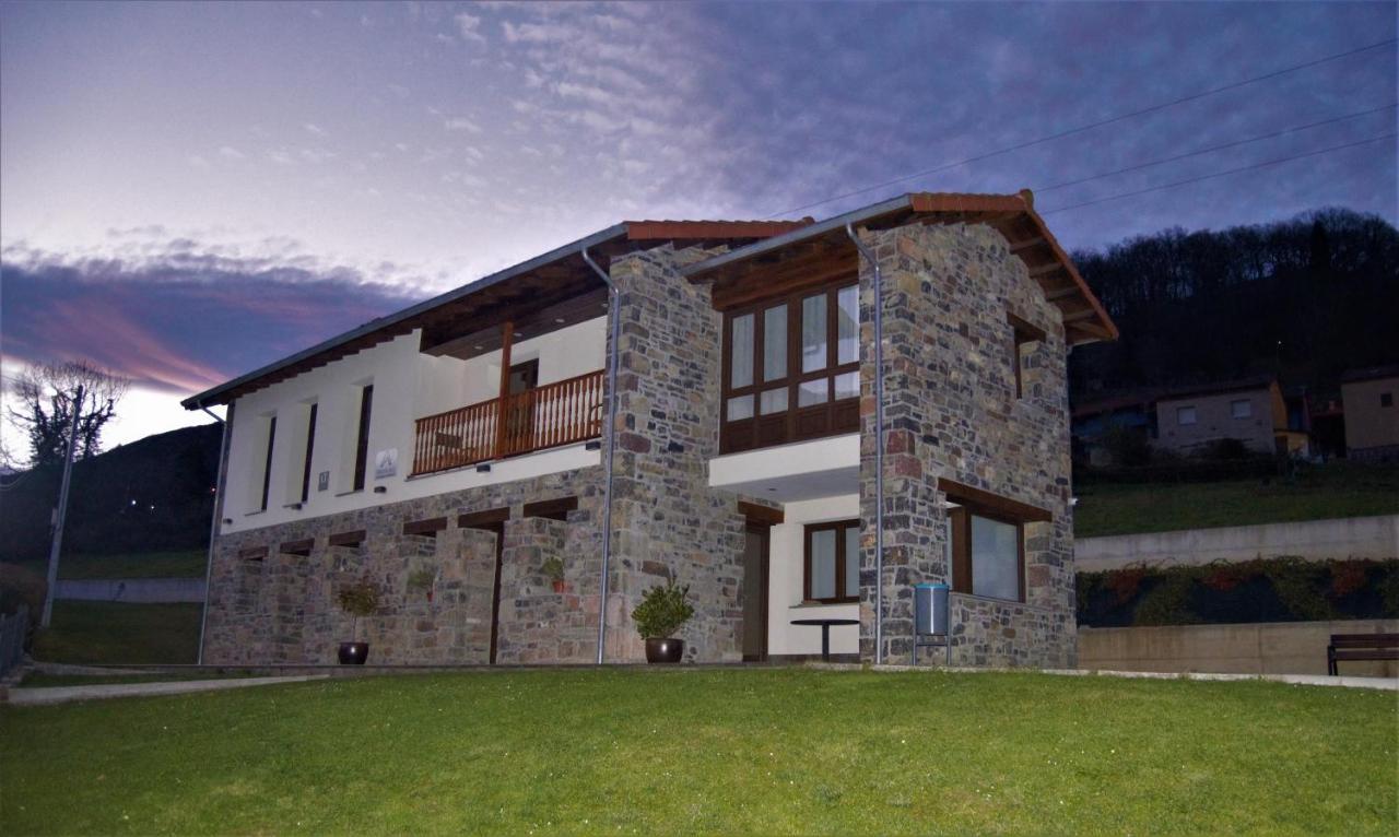 Apartamentos Rurales Penon Blanco Penerudes Esterno foto